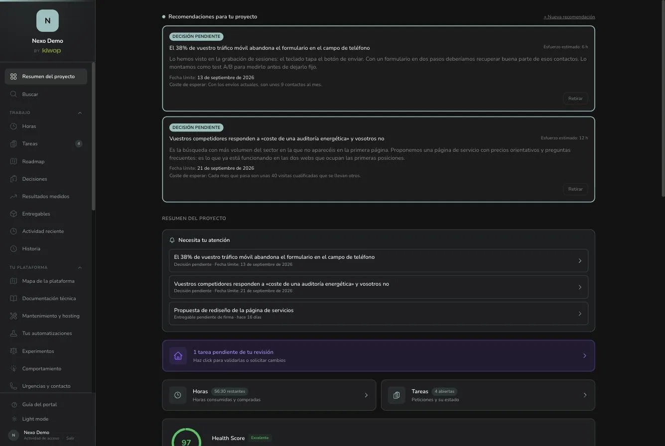 Portal de cliente de Nexo con recomendaciones, decisiones pendientes, horas y health score